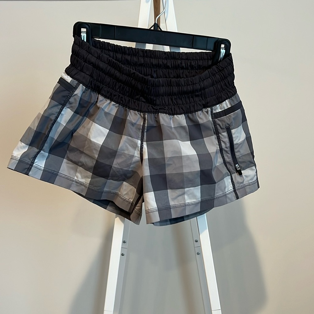Vintage Lululemon shorts size 8